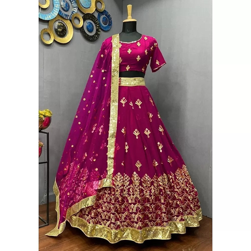 রেডিমেড জর্জেট এমব্রয়ডারি পার্টি পোশাক