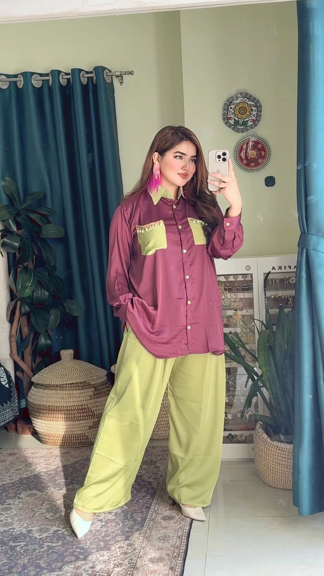Timeless ladies Fashion