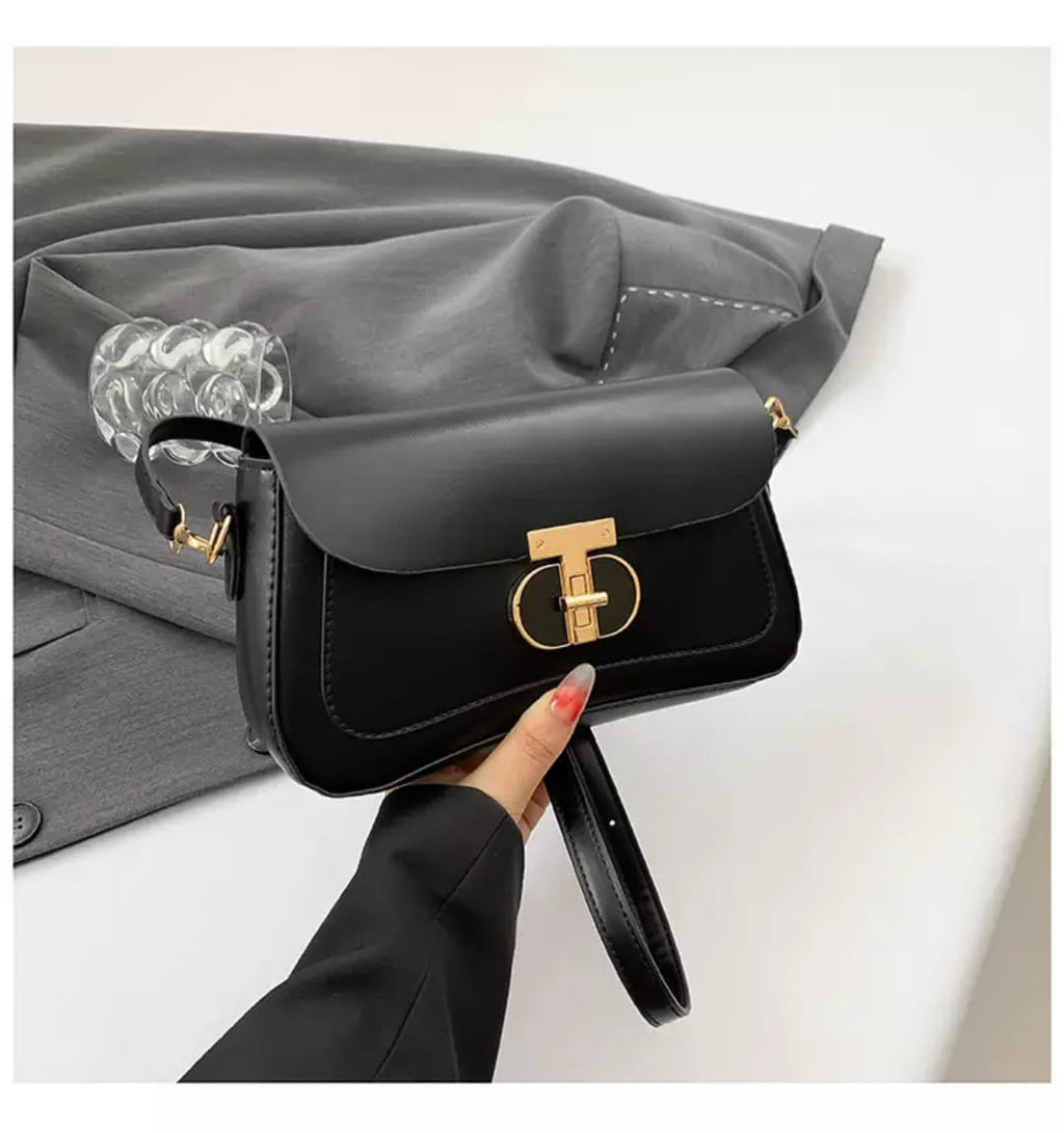 Woman fashion purse