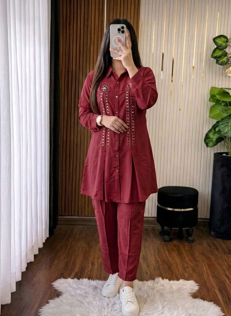 Elegant Women Choice
